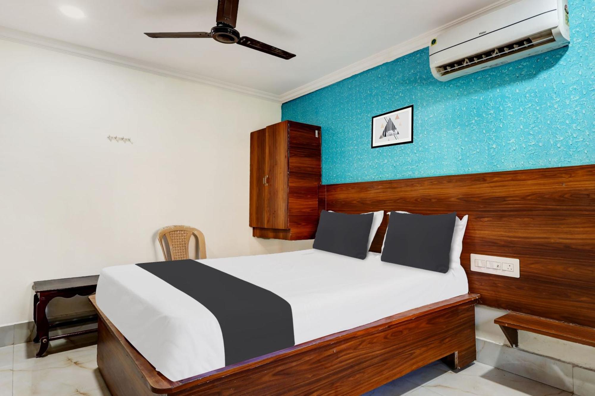 Hotel O Gangothri Lodge Visakhapatnam Dış mekan fotoğraf