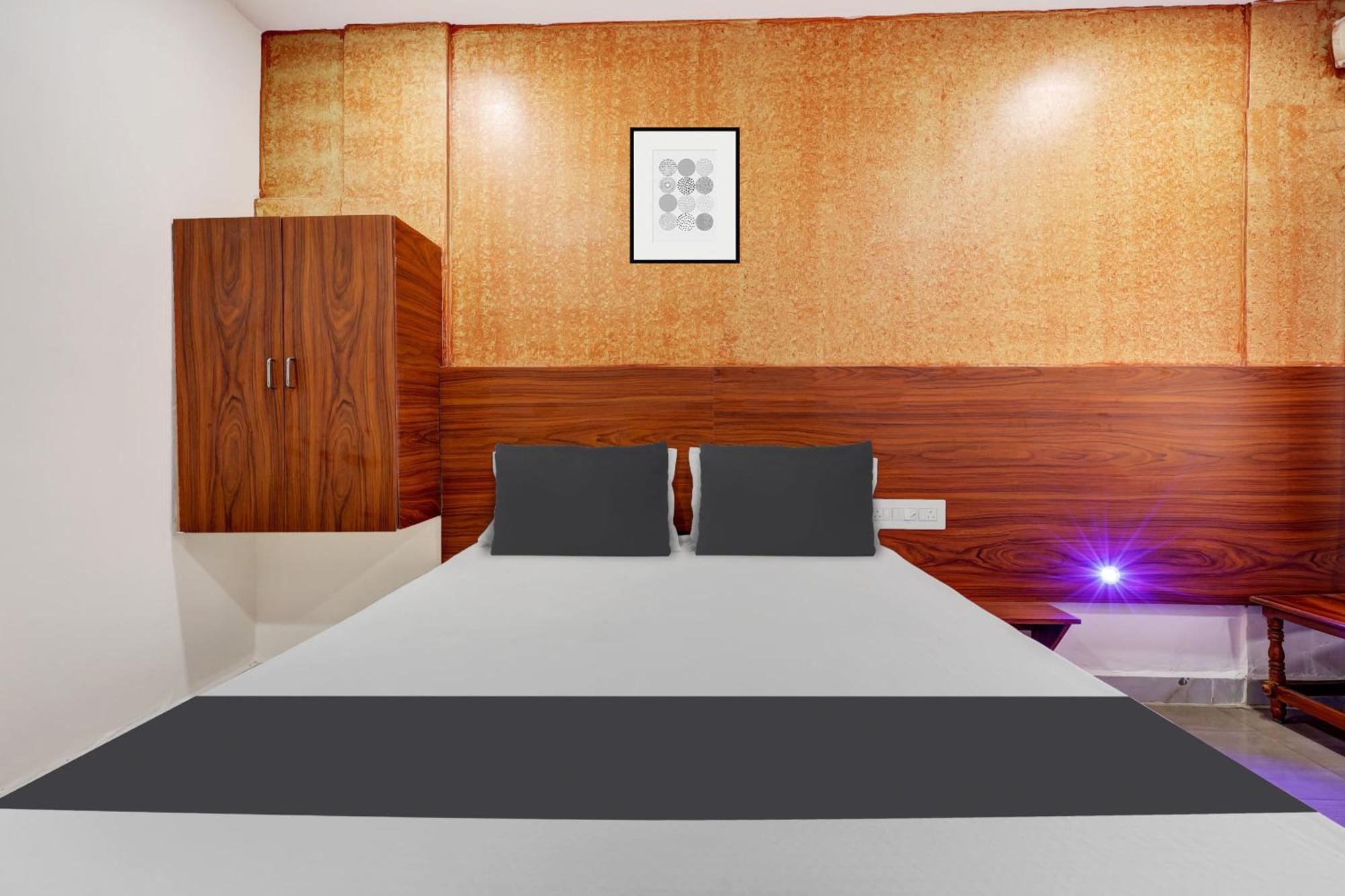 Hotel O Gangothri Lodge Visakhapatnam Dış mekan fotoğraf