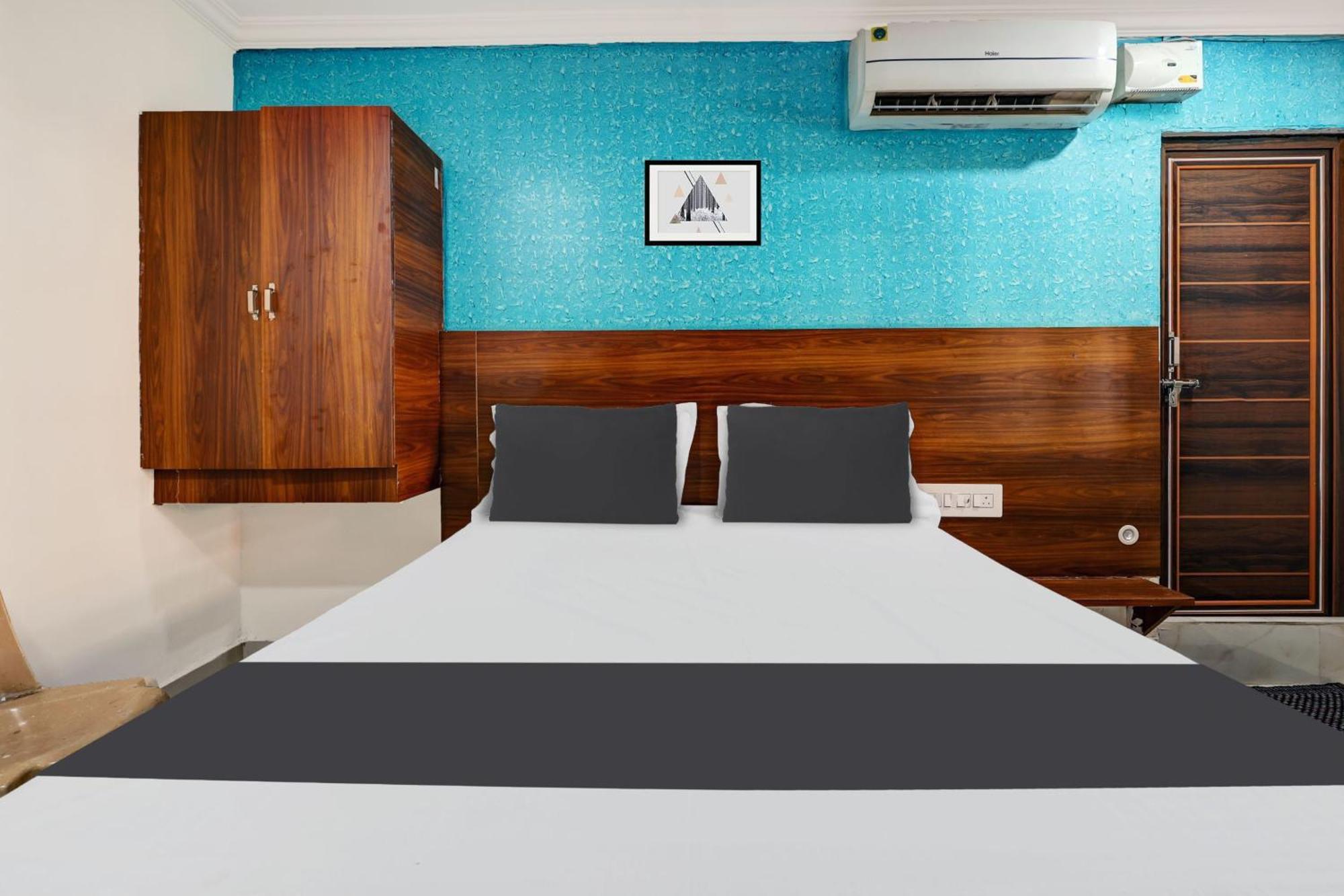 Hotel O Gangothri Lodge Visakhapatnam Dış mekan fotoğraf