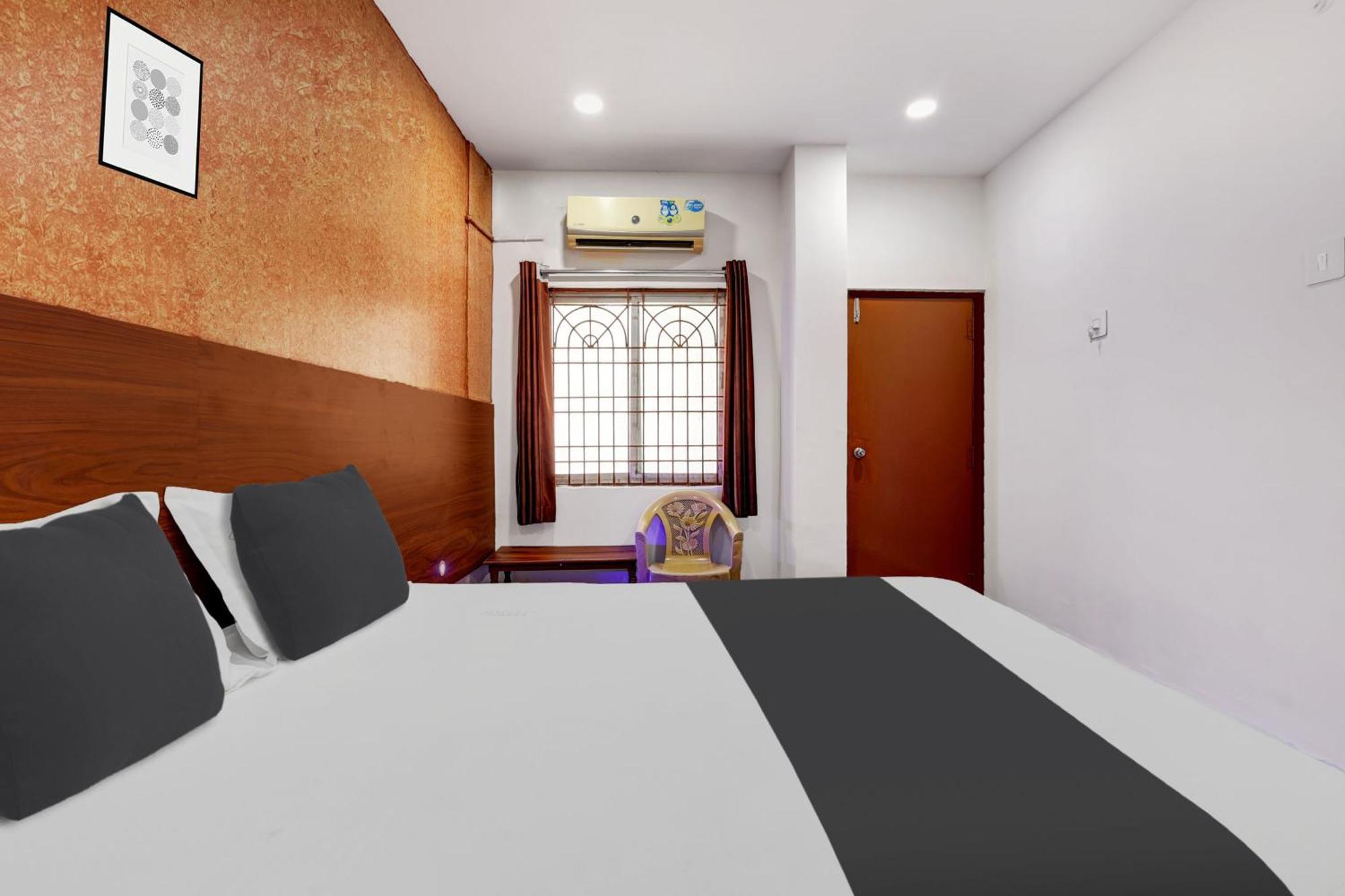 Hotel O Gangothri Lodge Visakhapatnam Dış mekan fotoğraf